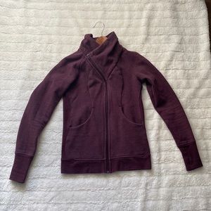 Lululemon side zip Scuba